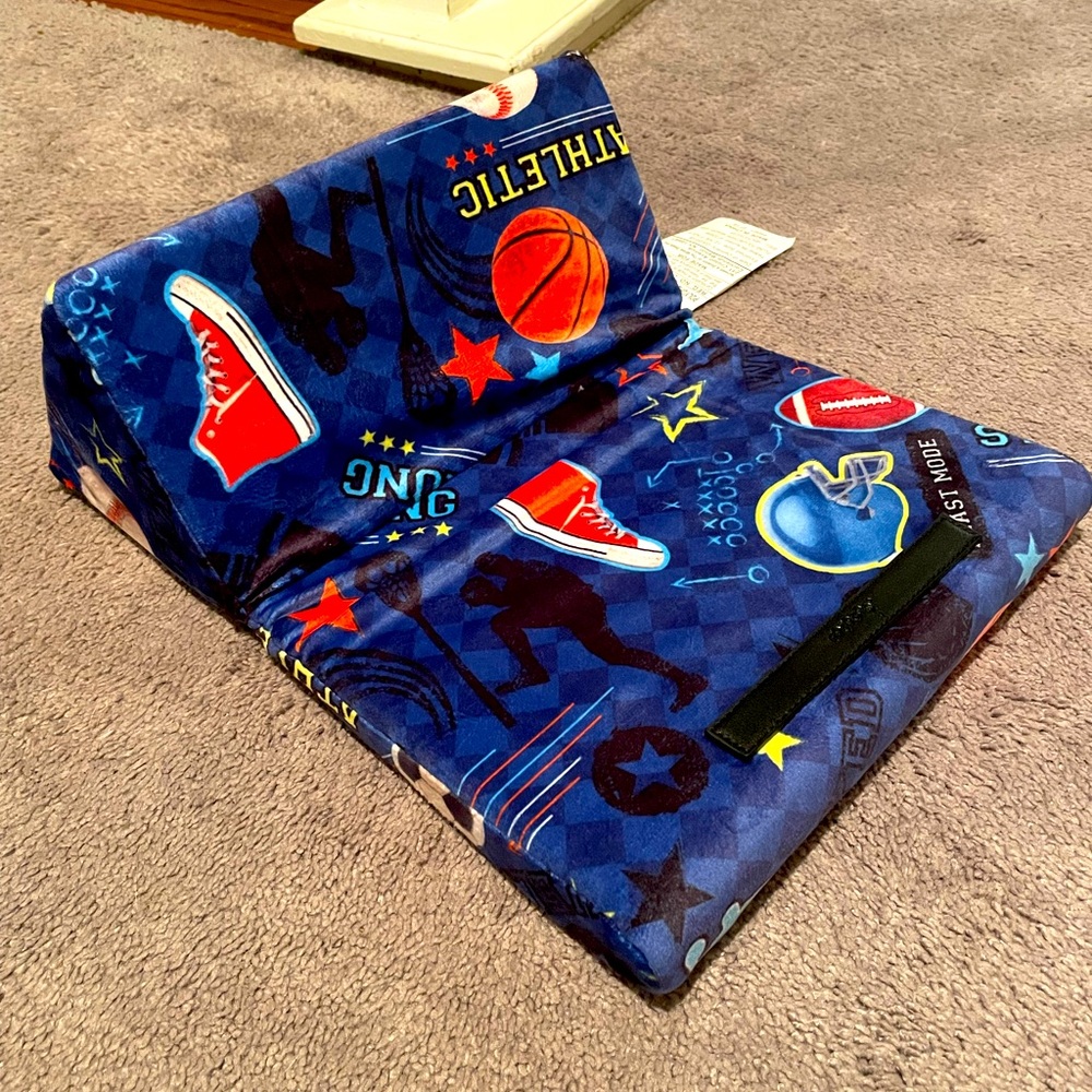 EUC sports-themed soft padded iPad/tablet holder
